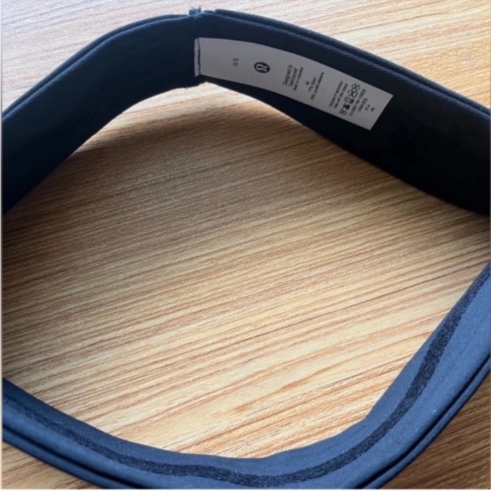 Lululemon Fly Away Tamer Headband in Black - Picture 2 of 13